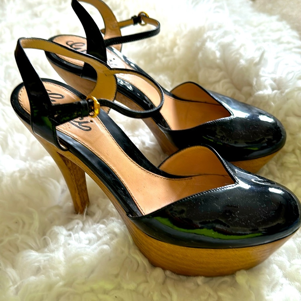 Gucci Women’s Slingback Platform Sandals